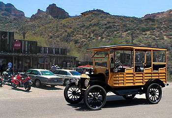 1915 Model-T Tours on the Apache Trail
