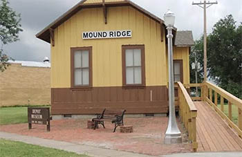 Moundridge Depot Museum