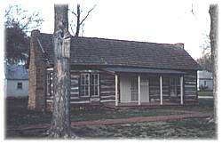 Smith-Hollingsworth Log Home