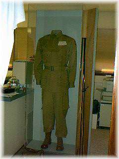 Col. Oldfield's uniform