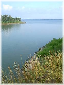Harlan County Lake