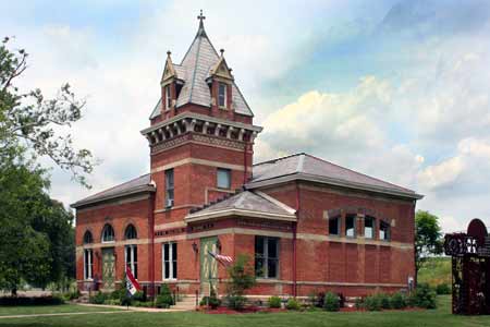 Pump House Center for the Arts