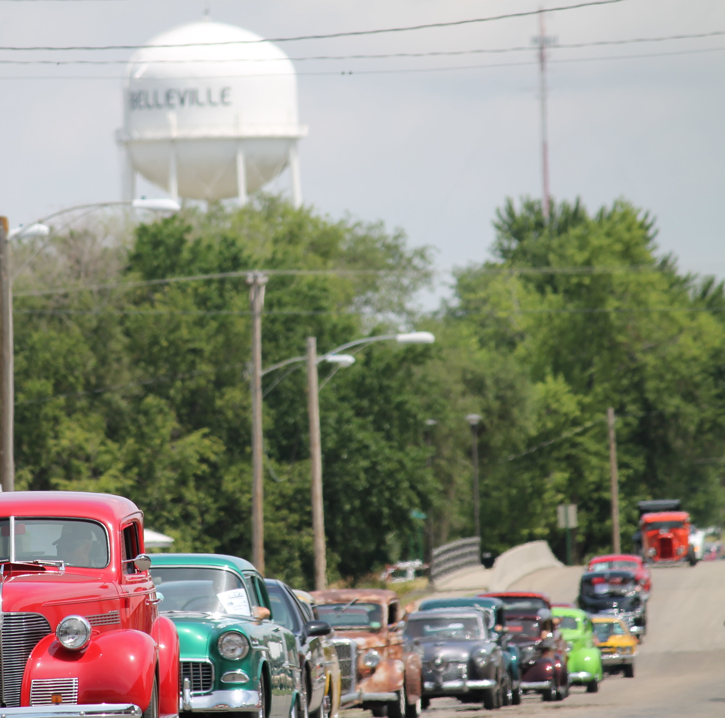 Belleville, KS Cruise-in at the Crossroads