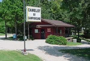 Camelot RV Campground - Poplar Bluff, MO