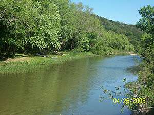 Creekside Camp & Cabins - Marble Falls, TX