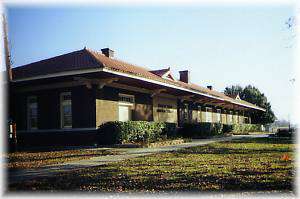 Missouri-Pacific Depot/Library