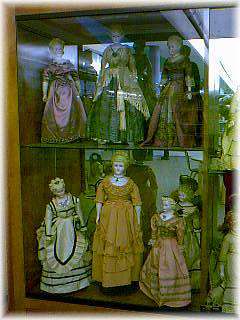 Eliza Cruce Hall Doll Museum