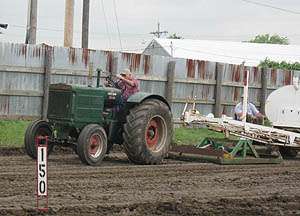 Flint Hills Antique Power Assoc. Antique Tractor Pull