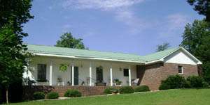 The Danner's B & B - Roanoke, AL