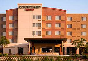 Courtyard by Marriott Schaumburg - Schaumburg, IL