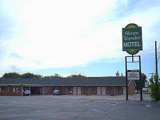 Sleepy Traveler Motel